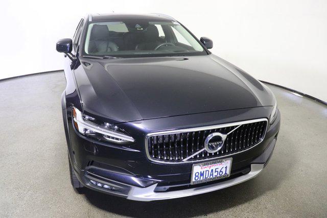 2019 Volvo V90 Cross Country