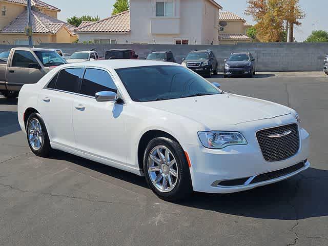 2019 Chrysler 300 Touring