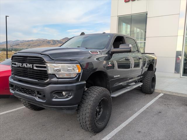 2020 RAM 2500 Big Horn Crew Cab 4X4 64 Box