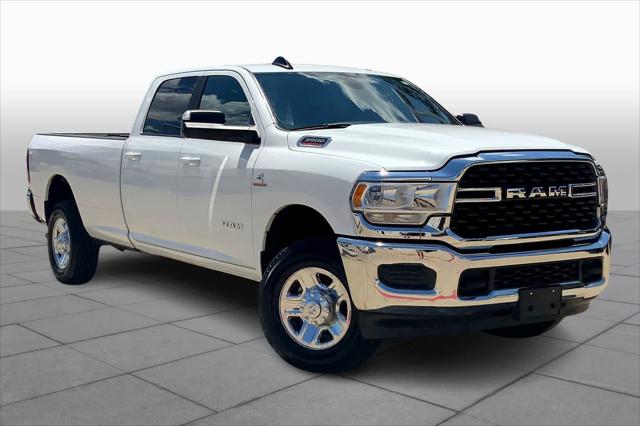 2022 RAM 3500 Big Horn Crew Cab 4x4 8 Box