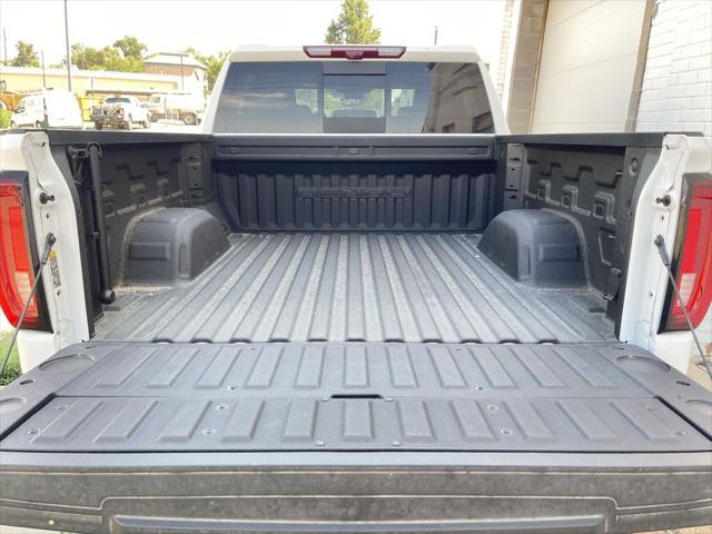 2024 GMC Sierra 1500 4WD Crew Cab Short Box Denali