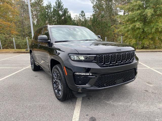 2025 Jeep Grand Cherokee GRAND CHEROKEE SUMMIT RESERVE 4X4