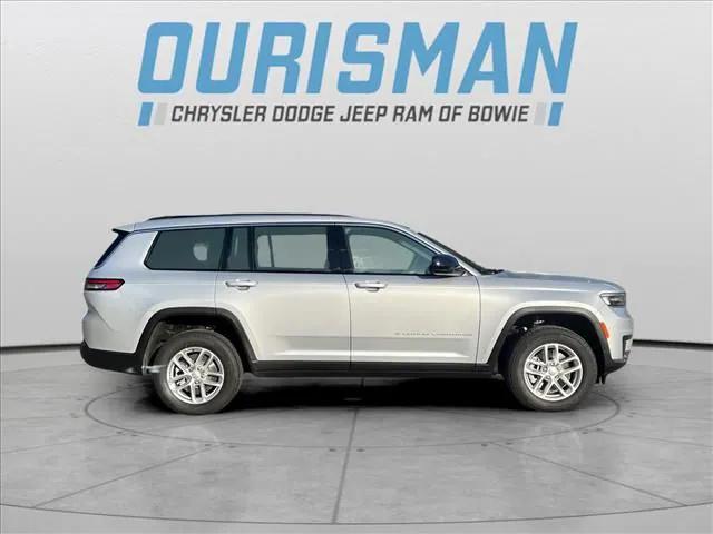 2025 Jeep Grand Cherokee GRAND CHEROKEE L LAREDO X 4X4