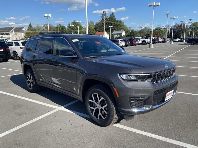 2025 Jeep Grand Cherokee GRAND CHEROKEE L LIMITED 4X4