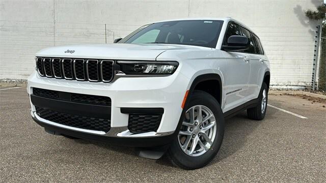 2025 Jeep Grand Cherokee GRAND CHEROKEE L LAREDO X 4X4