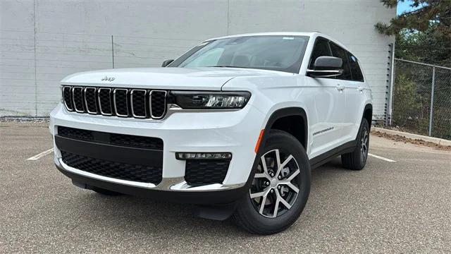 2025 Jeep Grand Cherokee GRAND CHEROKEE L LIMITED 4X4