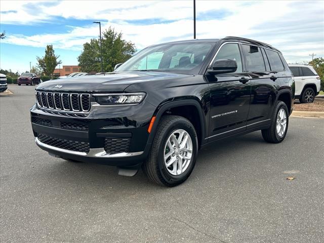 2025 Jeep Grand Cherokee GRAND CHEROKEE L LAREDO X 4X4