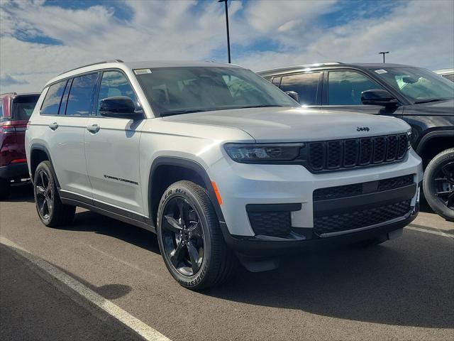 2025 Jeep Grand Cherokee GRAND CHEROKEE L ALTITUDE X 4X4