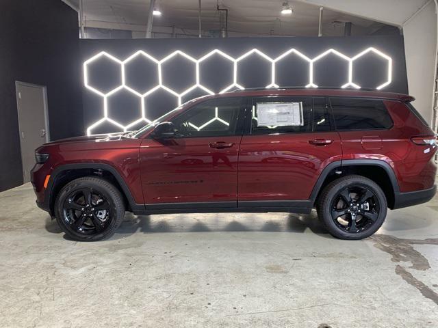 2025 Jeep Grand Cherokee GRAND CHEROKEE L LIMITED 4X4