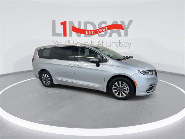 2023 Chrysler Pacifica Hybrid Limited