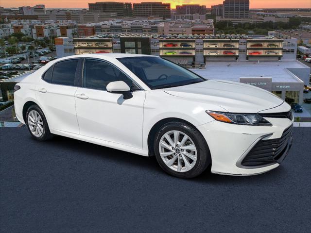 2022 Toyota Camry LE