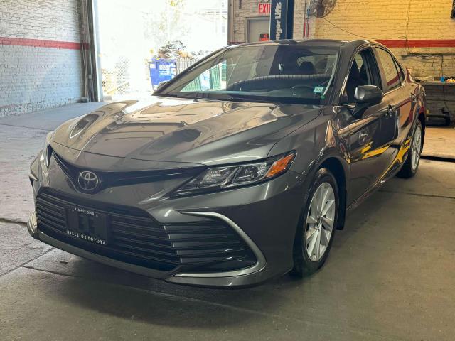 2022 Toyota Camry LE AWD [13]