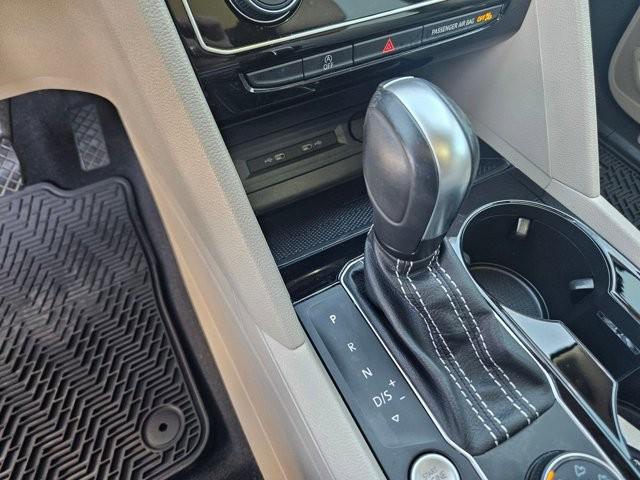 2021 Volkswagen Atlas 3.6L V6 SEL Premium