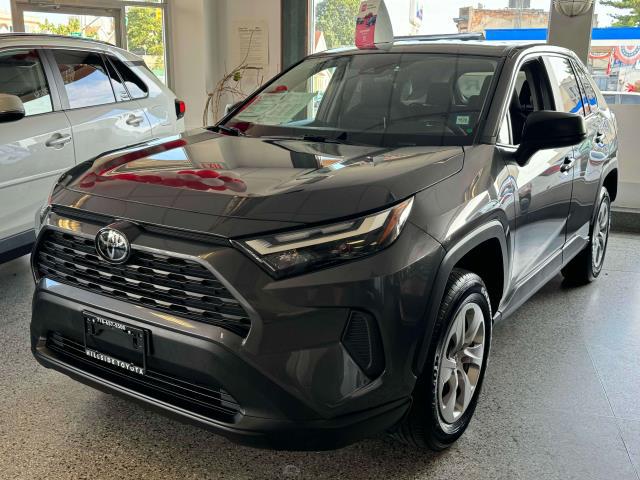 2024 Toyota RAV4 LE [19]