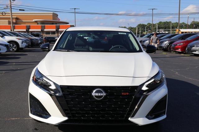 2025 Nissan Altima SR FWD