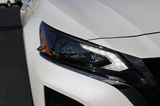 2025 Nissan Altima SR FWD
