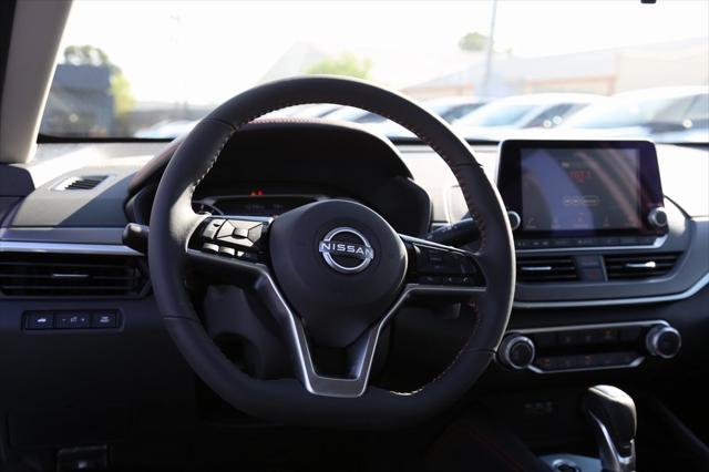 2025 Nissan Altima SR FWD