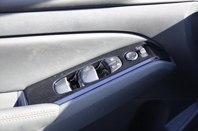 2025 Nissan Altima SR FWD
