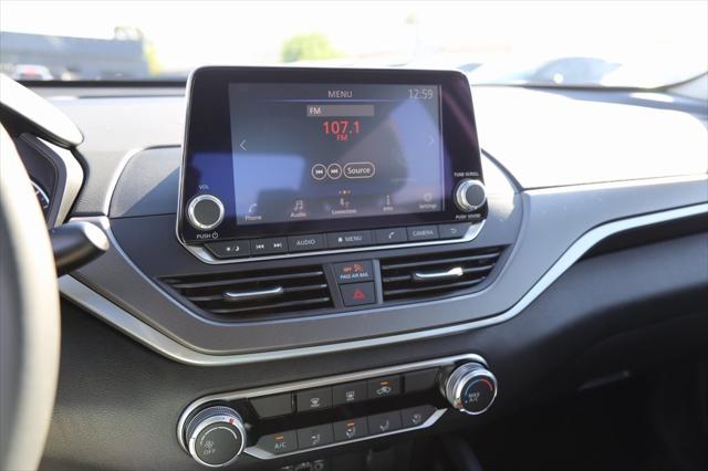 2025 Nissan Altima SR FWD