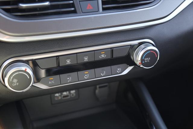 2025 Nissan Altima SR FWD