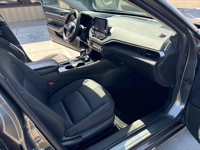 2021 Nissan Altima SV FWD