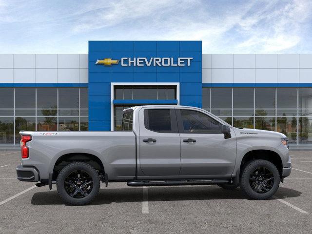 2024 Chevrolet Silverado 1500 4WD Double Cab Standard Bed Custom