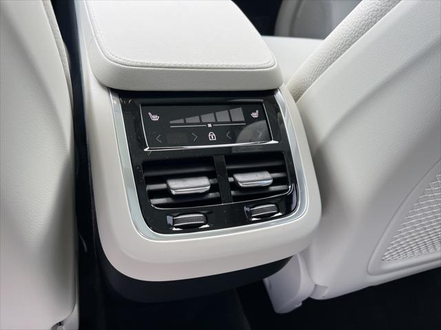 2025 Volvo XC90 Plus