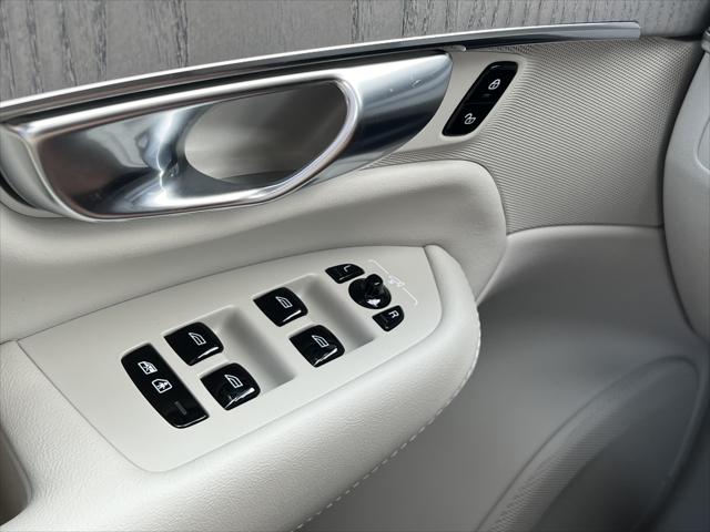 2025 Volvo XC90 Plus