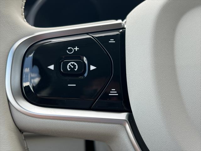 2025 Volvo XC90 Plus