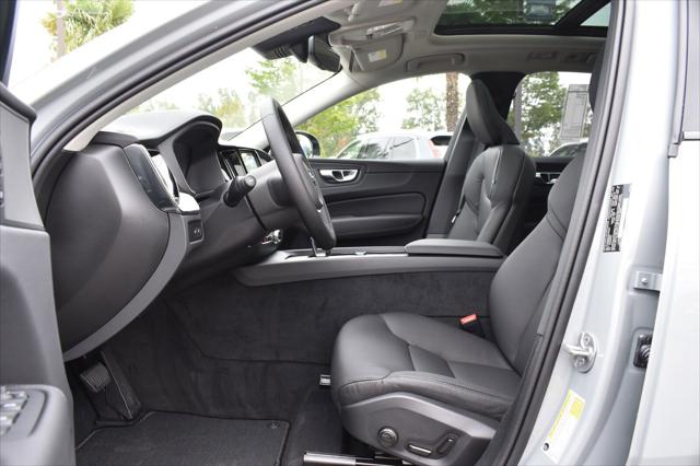 2025 Volvo XC60 Plug-In Hybrid Plus