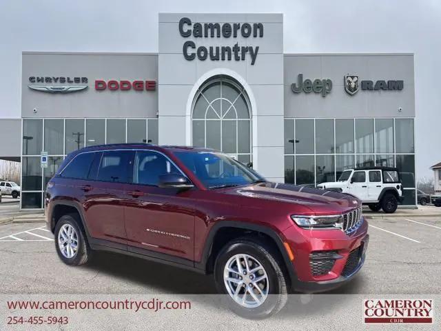 2025 Jeep Grand Cherokee GRAND CHEROKEE LAREDO X 4X4