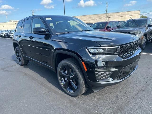 2025 Jeep Grand Cherokee GRAND CHEROKEE ALTITUDE X 4X4