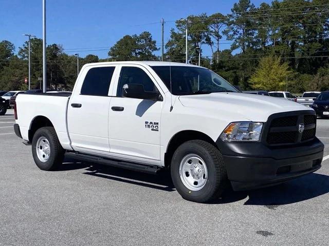 2024 RAM Ram 1500 Classic RAM 1500 CLASSIC TRADESMAN CREW CAB 4X4 57 BOX
