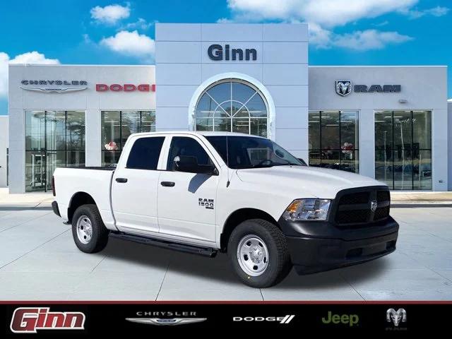 2024 RAM Ram 1500 Classic RAM 1500 CLASSIC TRADESMAN CREW CAB 4X4 57 BOX