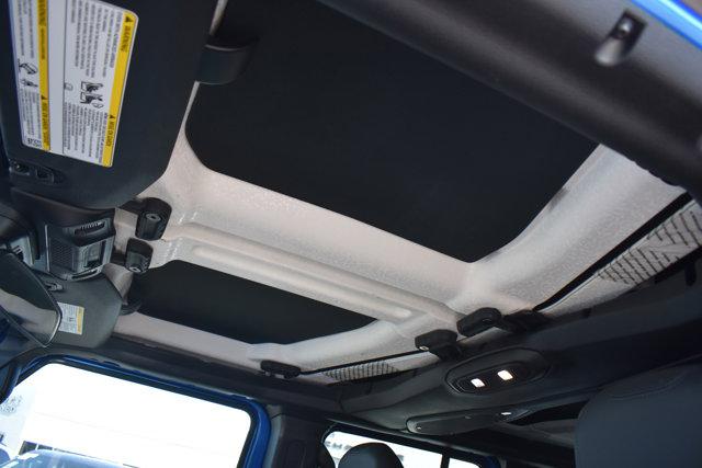 2024 Jeep Wrangler 4-Door Sahara 4x4