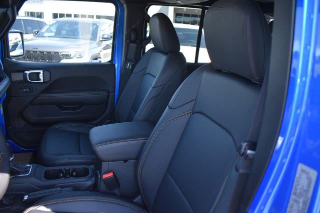 2024 Jeep Wrangler 4-Door Sahara 4x4