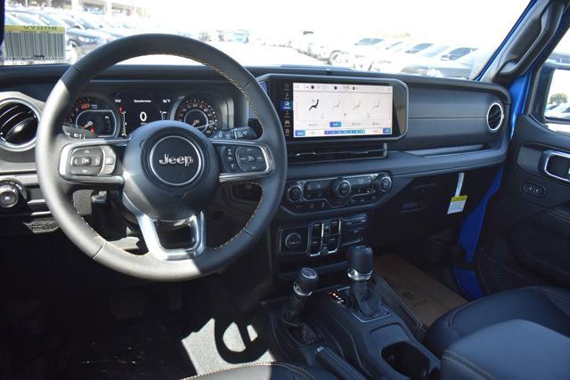 2024 Jeep Wrangler 4-Door Sahara 4x4