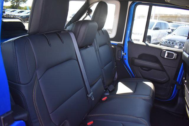 2024 Jeep Wrangler 4-Door Sahara 4x4