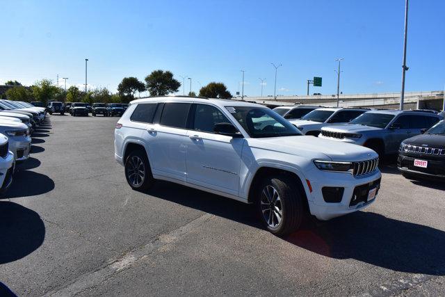 2025 Jeep Grand Cherokee Overland 4x4