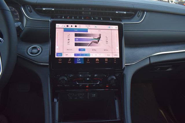 2025 Jeep Grand Cherokee Overland 4x4
