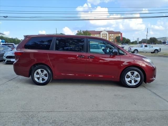 2017 Toyota Sienna L 7 Passenger