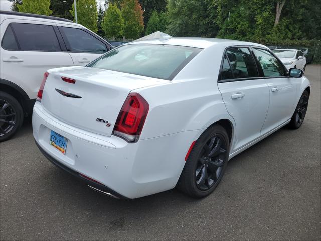 2021 Chrysler 300 300S