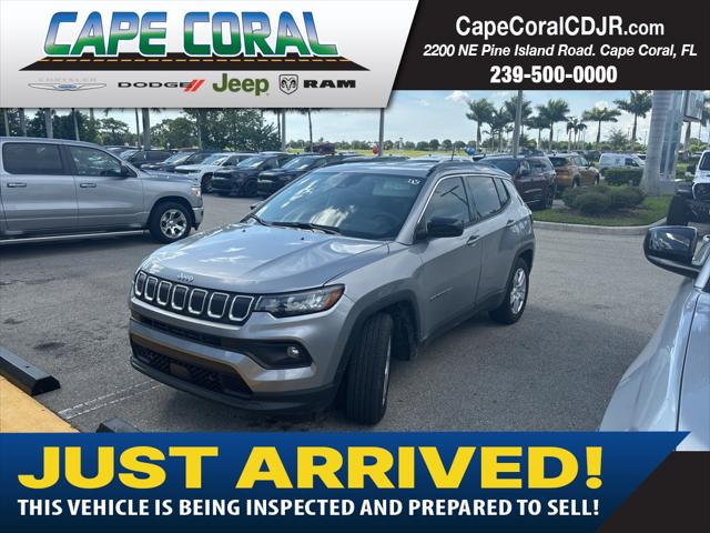 2022 Jeep Compass Latitude FWD