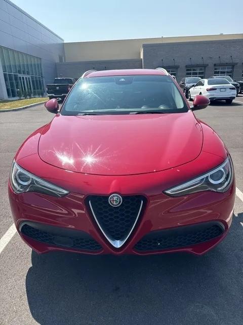 2018 Alfa Romeo Stelvio Base