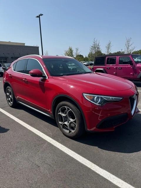 2018 Alfa Romeo Stelvio Base