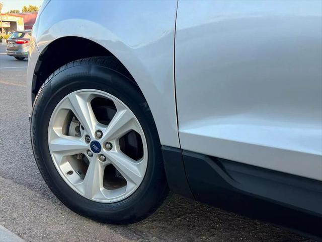 2017 Ford Edge SE