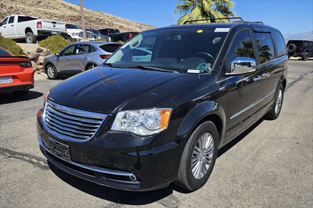 2016 Chrysler Town and Country Touring-L Anniversary Edition