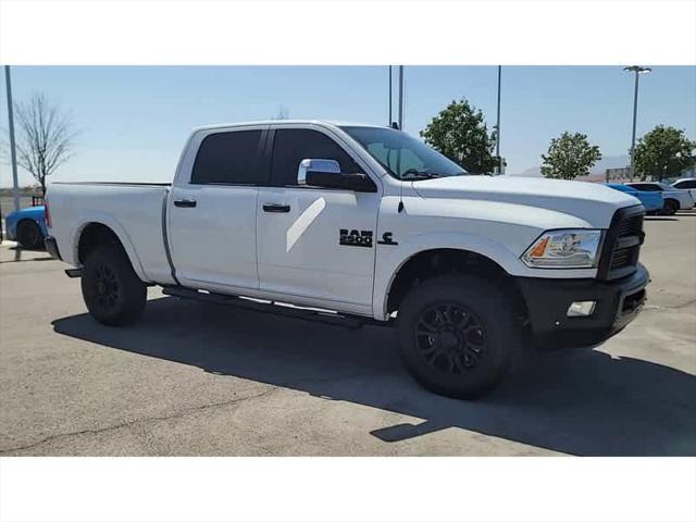 2017 RAM 2500 Laramie Crew Cab 4x4 64 Box