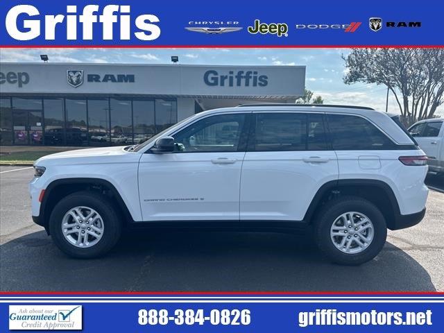 2025 Jeep Grand Cherokee GRAND CHEROKEE LAREDO 4X2