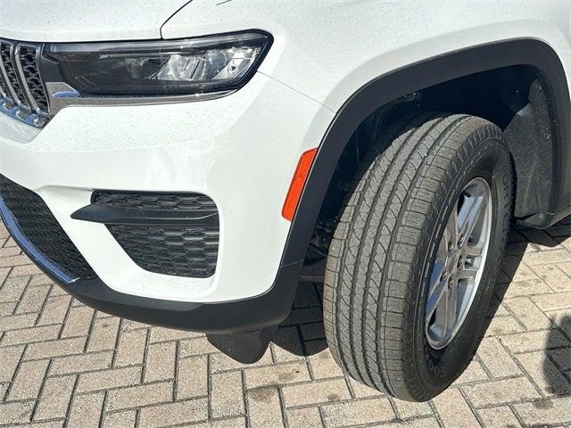 2025 Jeep Grand Cherokee GRAND CHEROKEE LAREDO 4X2